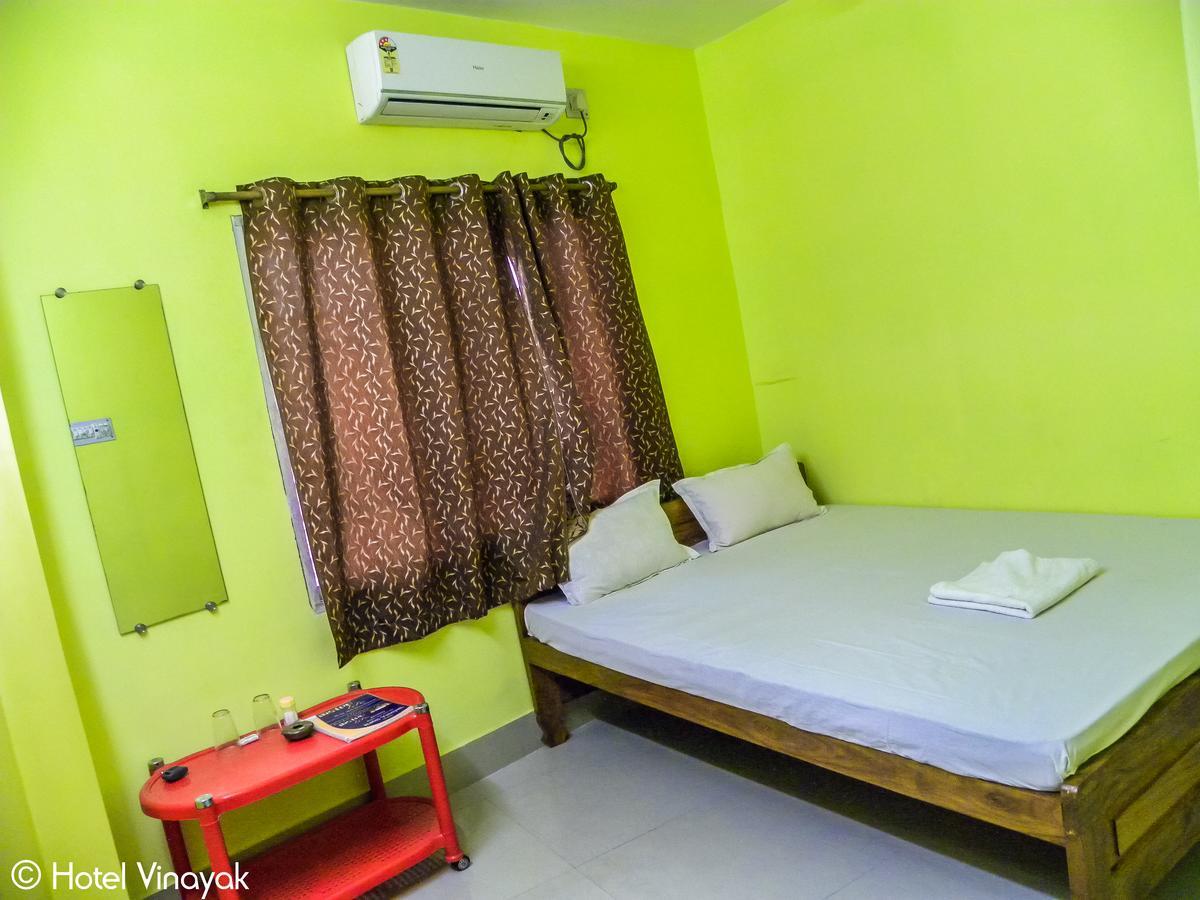 Hotel Vinayak Māldah Zewnętrze zdjęcie