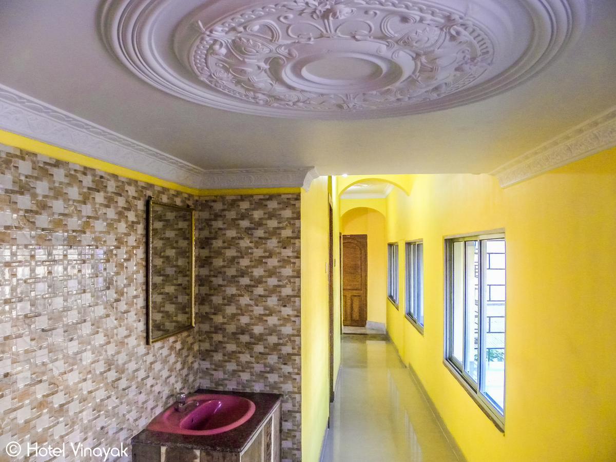 Hotel Vinayak Māldah Zewnętrze zdjęcie