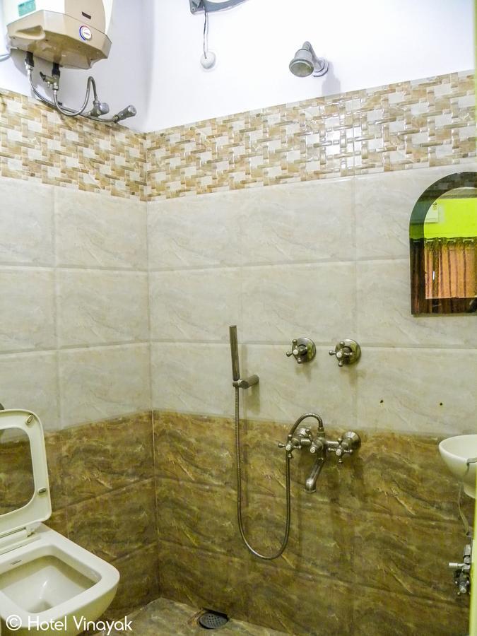 Hotel Vinayak Māldah Zewnętrze zdjęcie